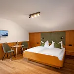 Bed & Breakfast Gaestehaus Kopp 3*